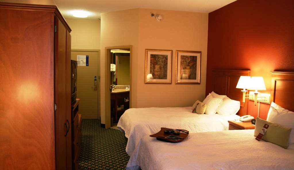 Hampton Inn By Hilton Concord/Bow Habitación foto